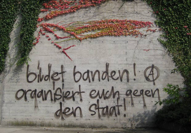 Zürich Uni Campus 23.09.09-faites des bandes, organisez vous contre l'état