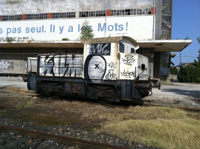 la charité sur loire - graffiti