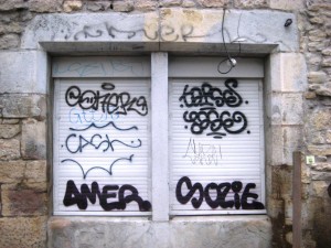 besancon - fenetre taggée - 11.11.12