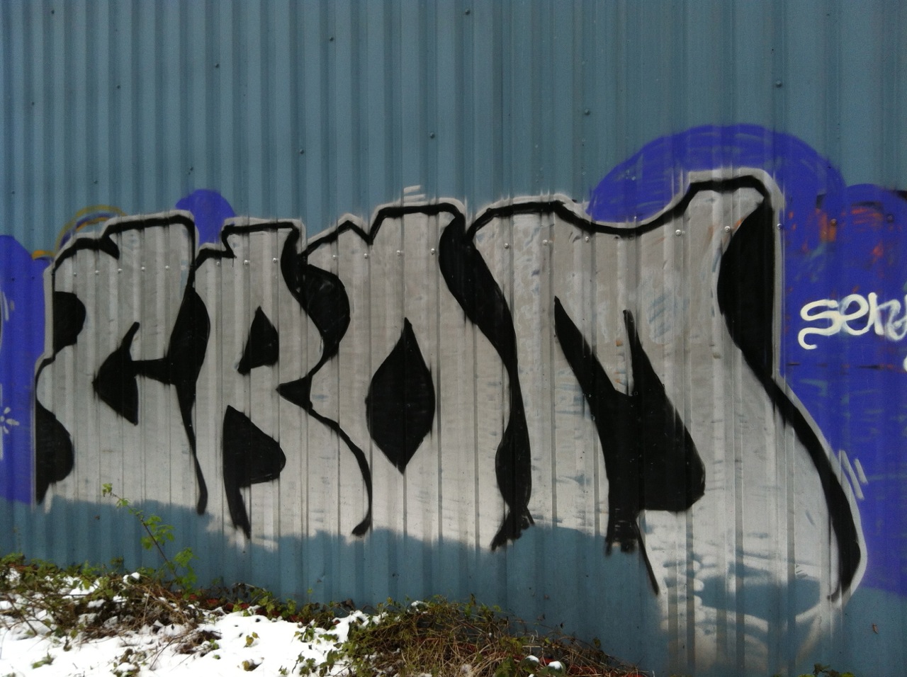 besak i love crom graffiti (2)