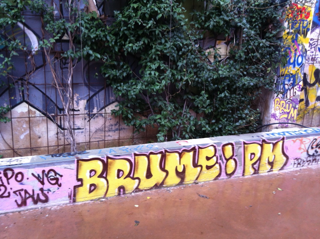 Marseille_graffiti_Acro, Brume, PM (3)