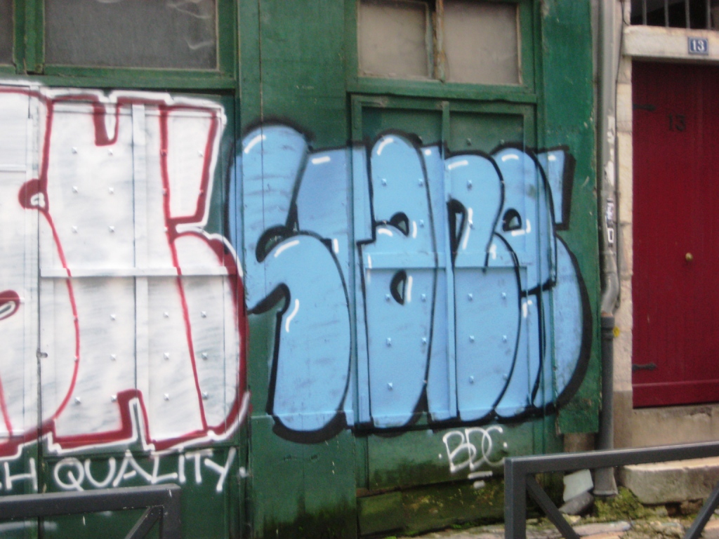 graffiti - besancon janvier 2013 - Cash, Stane (2)