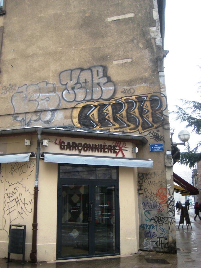 besak 11.02.13_cerber_graffiti