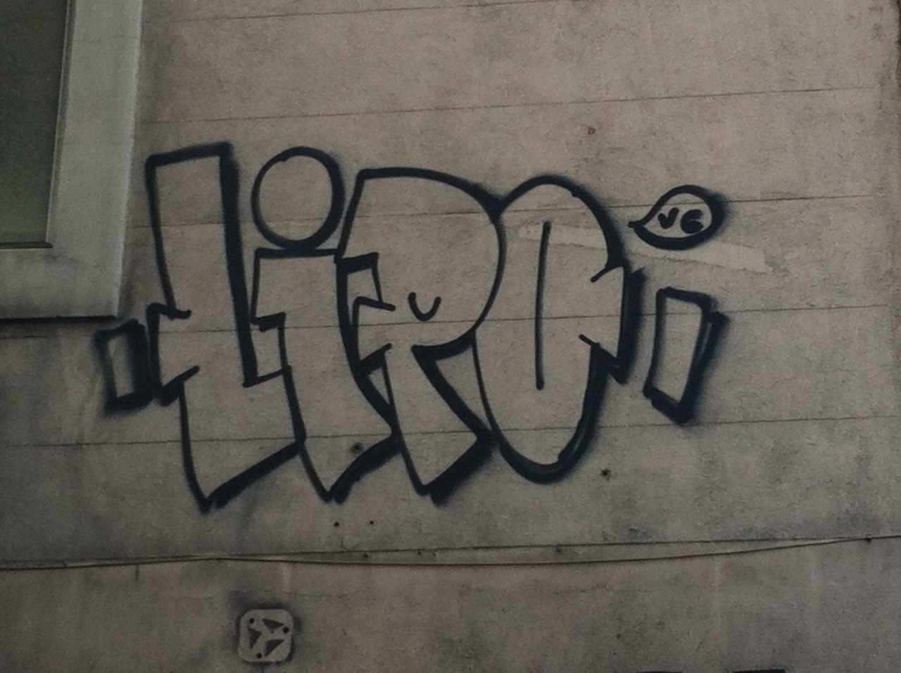 Marseille_LIPO_graffiti