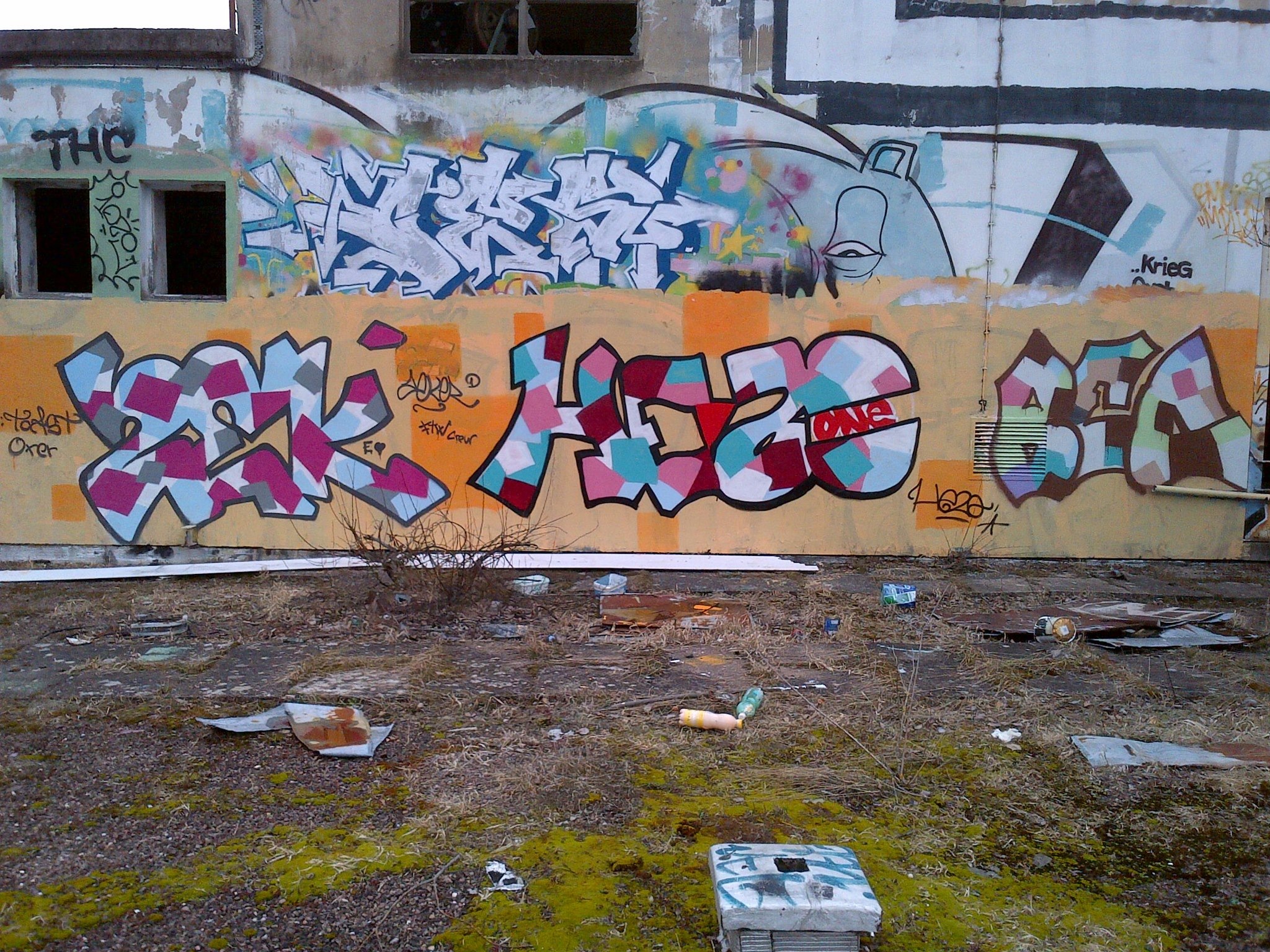 Zek, Hezo, Bec_graffiti_rhodia_besancon