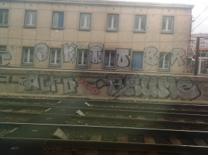 Marseille_gare_Oktobr_Acro_Brume_graffiti