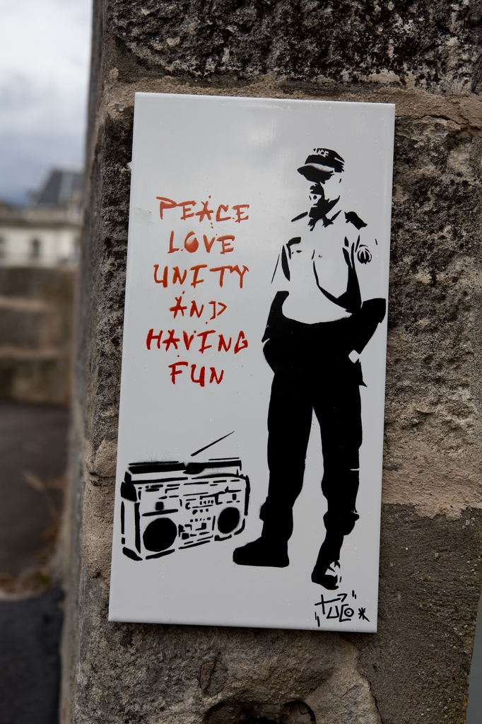 faïence_Tuco_StreetArt_peace_love_unity_and_having_fun