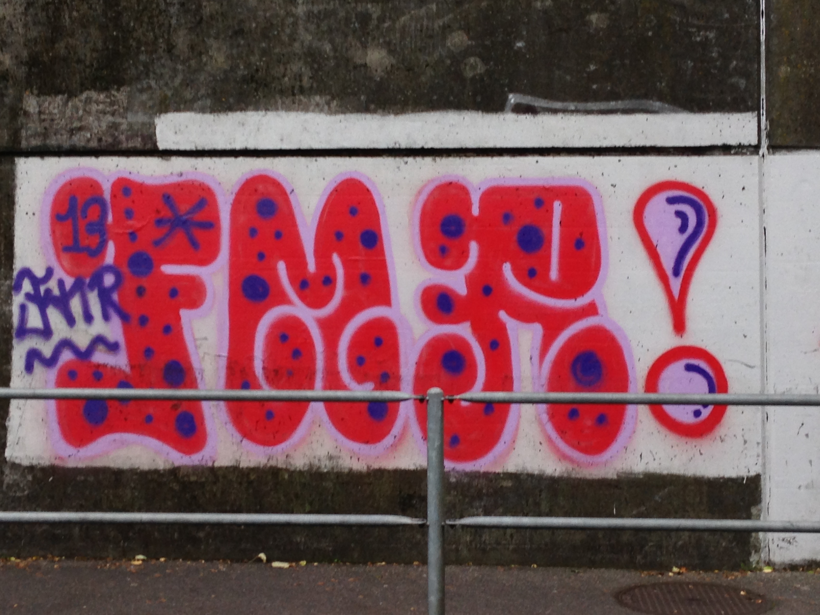 2013-10-08 FMR - graffiti - Lausanne