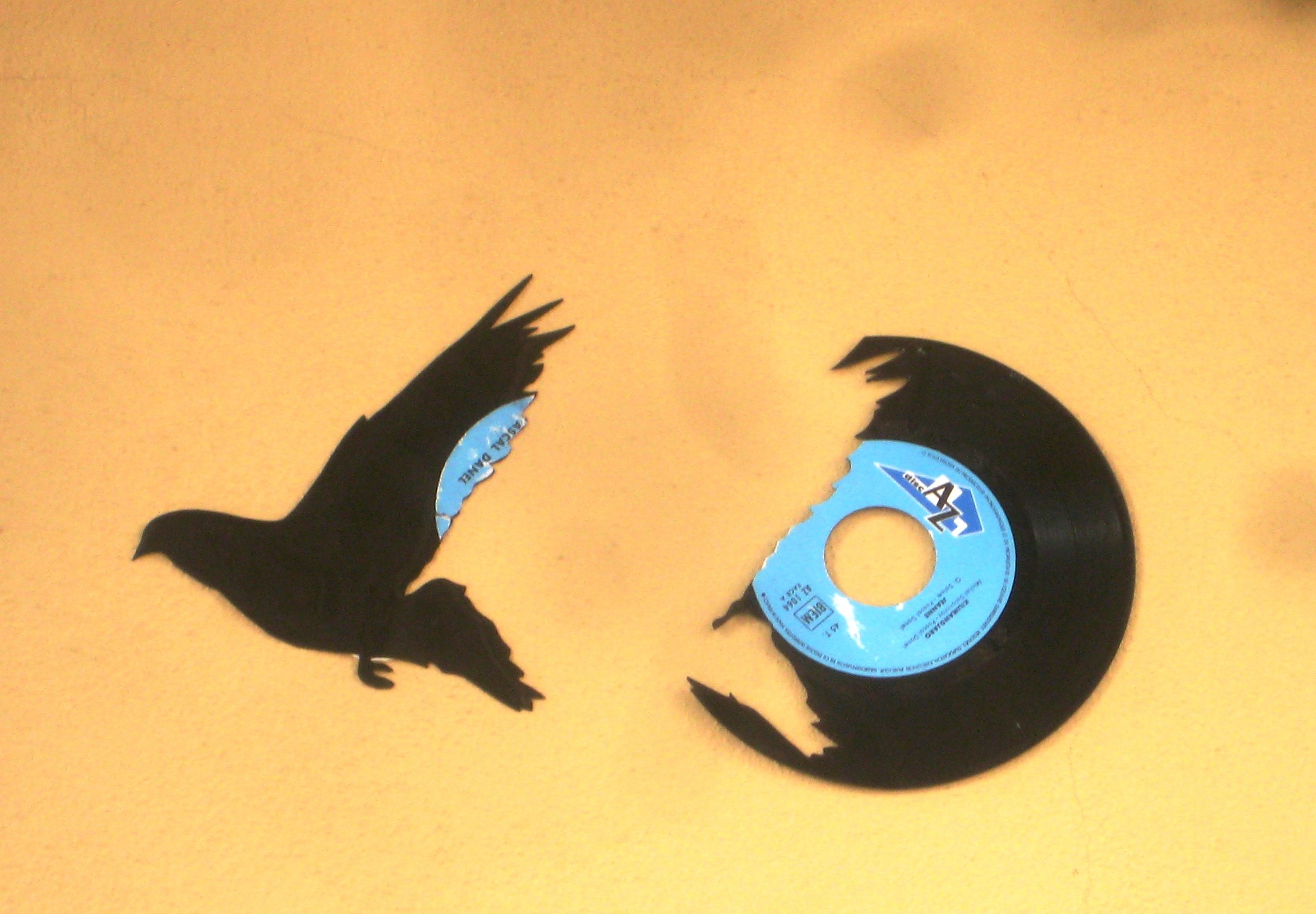 strasbourg 02.03.14 vinyle oiseau - streetart (2)