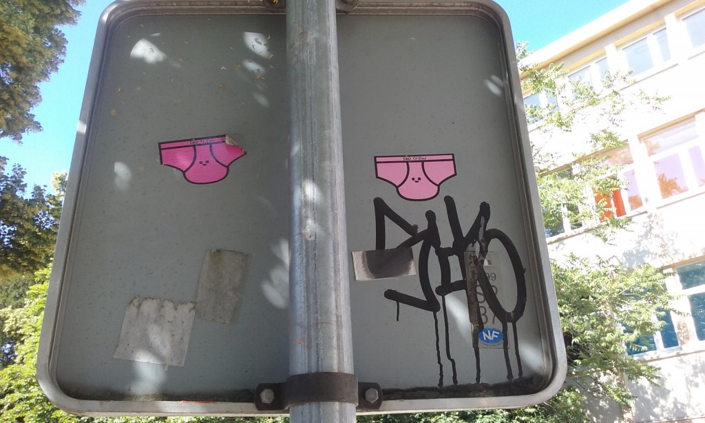 slip crew - sticker - nancy 2015