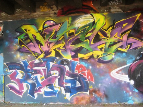 fresque-conflit galactic - LCG-IZI - graffiti - besancon (5)