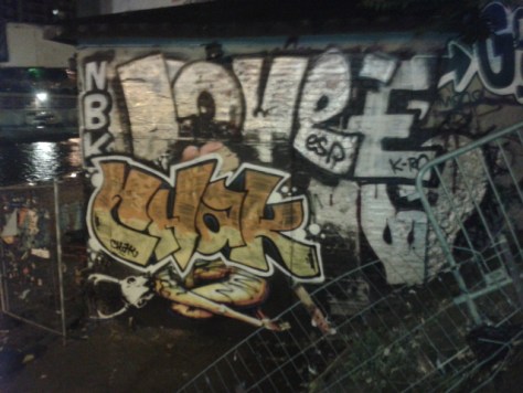 2013-09-17 Chak graffiti Paris 19eme (1)