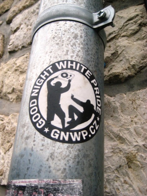 besancon-fevrier 2014 -sticker - good night white pride - music