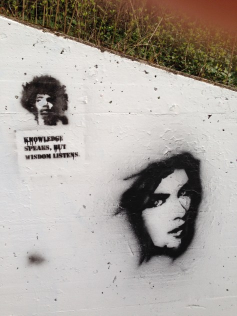 2014-04-05 lausanne - stencils - knowledge, wisdom
