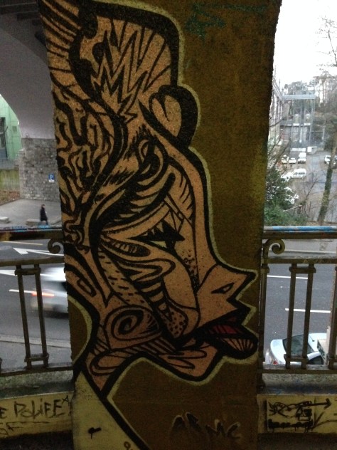 2014-02-15 Lausanne - graffiti - woman