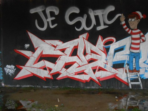 janvier 2015 - graffiti - besancon -Charlie by Nacle (2)